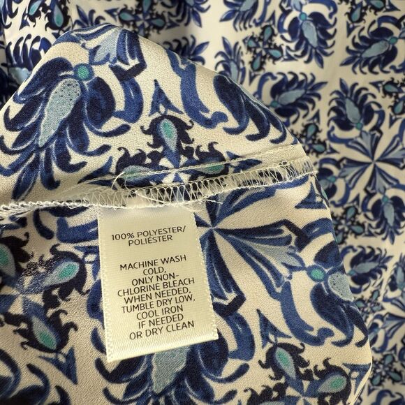 Loft Blouse Women's XS Blue Floral Short Sleeve Lightweight Round Neck Button - Picture 6 of 10